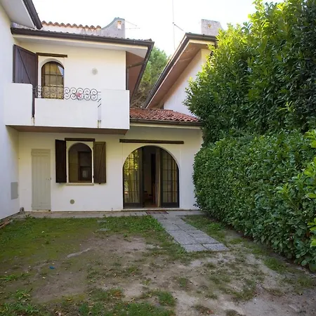 Omaira * Bibione